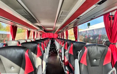 Travego otobüs iç koridoru ve 2+2 koltuk düzeni